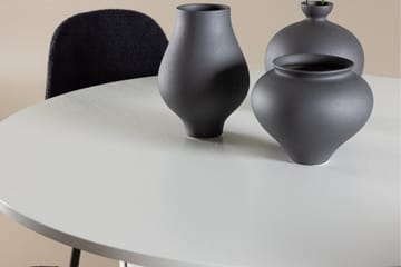 Härön Matgrupp 110 cm Rund med 4 Polar stolar - Vit/Svart - Products - Möbler - Bord & matgrupp - Matgrupp