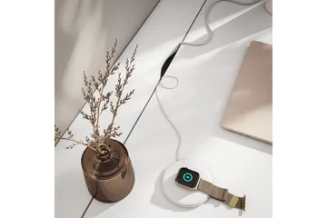 Nevy Skrivbord 120x60 cm - Vit - Products - Möbler - Bord & matgrupp - Kontorsbord - Datorbord