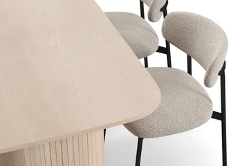Kopparbo Matbord 160 cm med 4 Lucy Matstolar - White / Greige Bouclé / Metallben Svart - Products - Möbler - Bord & matgrupp - Matgrupp
