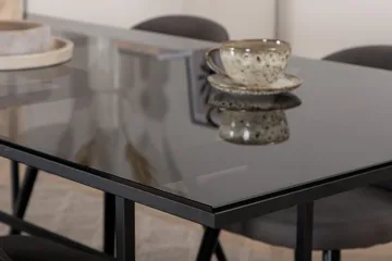 Leif matbord med 4st Velvet matstol - Products - Möbler - Bord & matgrupp - Matgrupp