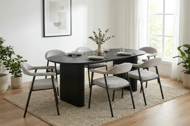 Noira Matgrupp 220 cm rektangulärt i Svart med 6 Ronja Matstolar - Beige/Svart - Products - Möbler - Bord & matgrupp - Matgrupp