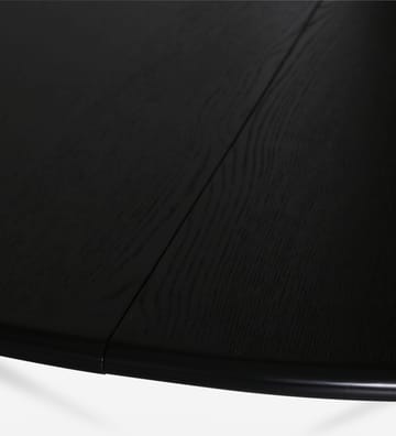 Omni runt matbord svartbetsad ek Ø150 cm - Svartbetsad ek - Products - Möbler - Bord & matgrupp - Matbord & köksbord