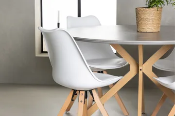 Piazza Matgrupp  120 cm Rund med 4 Zeno stolar - Grå - Products - Möbler - Bord & matgrupp - Matgrupp