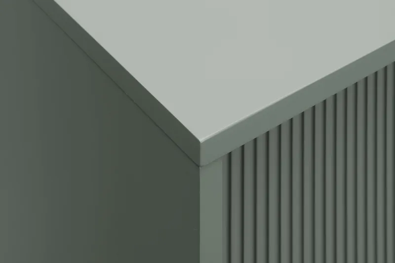 Matterhorn Smal tv-bänk med förvaring 40 cm djup 157 cm bred 58 cm hög - Grön - Products - Möbler - TV- & Mediamöbler - TV bänk & mediabänk