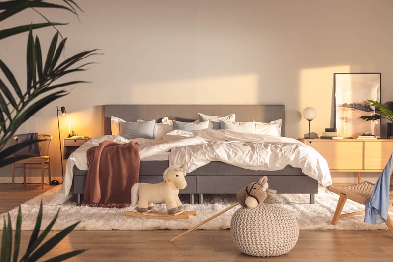 Ella Familjesäng Sängpaket 280x200  cm - (+Fler val) Ljusgrå - Products - Möbler - Säng - Kontinentalsäng