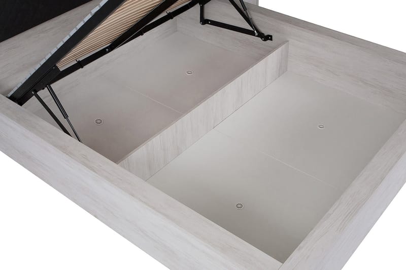 Najera Ramsäng 160x200 cm - Trä/Svart - Products - Möbler - Säng - Dubbelsäng