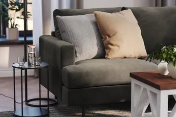 Menard Compact 3-sits Högervänd L-formad Divansoffa i Manchester - Mörkgrå - Products - Möbler - Soffa - Divansoffa & schäslongsoffa - 3 sits soffa med divan