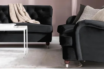 Howard Riviera 3-sits Svängd Sammetssoffa - Svart - Products - Möbler - Soffa - 3 sits soffa