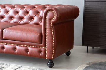 Soffa chesterfield 3-sits i brun PU - Charles - Brun/svart - Products - Möbler - Soffa - Chesterfield soffa