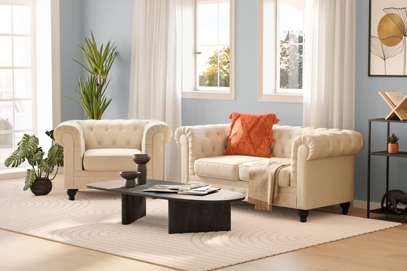 Chesterfield LYX 2+1 - SYN0000058, SYN0000063 - Beige - Products - Möbler - Soffa - Soffgrupp - Chesterfield soffgrupp