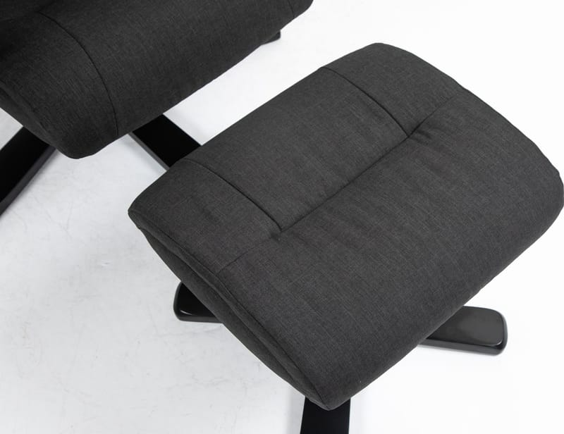 Oslo reclinerfåtölj med pall - Cortina svart - Svart - Products - Möbler - Fåtölj & stolar - Fåtölj - Biofåtölj & reclinerfåtölj