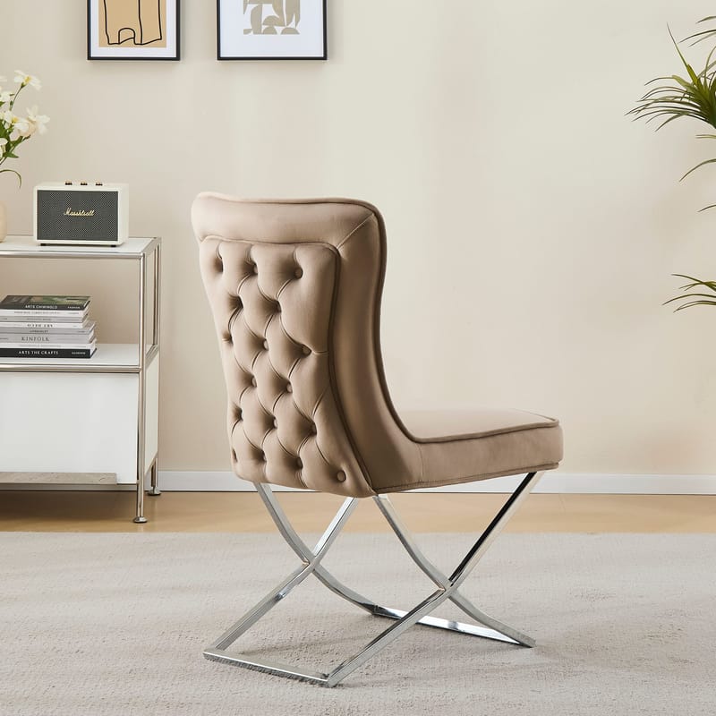 Stol med kromade ben - beige sammet - Luxury - Beige sammet med kromat underrede - Products - Möbler - Fåtölj & stolar - Matstol & köksstol