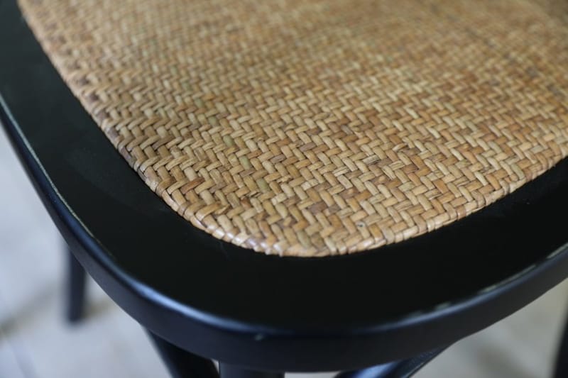 Stol svart med rottingsits - Gaston - Svart vintage - Products - Möbler - Fåtölj & stolar - Matstol & köksstol