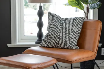 X-lounge Fåtölj - Brun - Products - Möbler - Fåtölj & stolar - Fåtölj