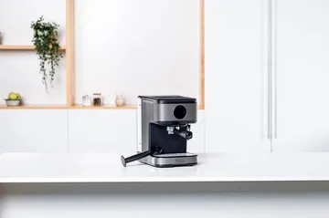 Espressomaskin Black+Decker 20 Bar - Grå - Products - Servering & matlagning - Köksmaskin - Kaffemaskin & kaffetillbehör - Espressomaskiner