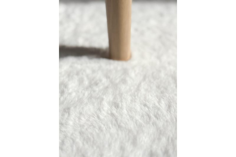 Heaven Ryamatta Vit rund 120 - Vit - Products - Textil & mattor - Matta - Modern matta - Ryamatta