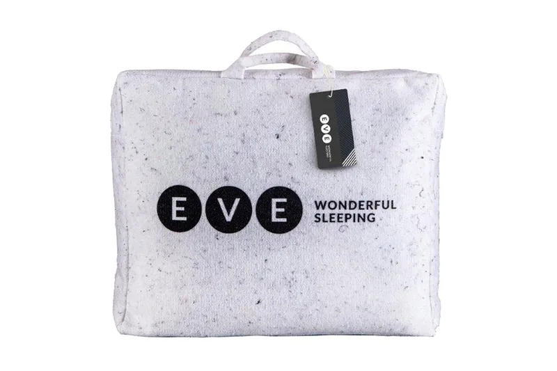 Mersedes Eve Kudde Eve - Products - Textil & mattor - Sängkläder