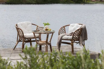 Wera Balkonggrupp 2-sits - Brun/Vit - Products - Utemöbler & utemiljö - Utegrupp - Cafegrupp & cafeset