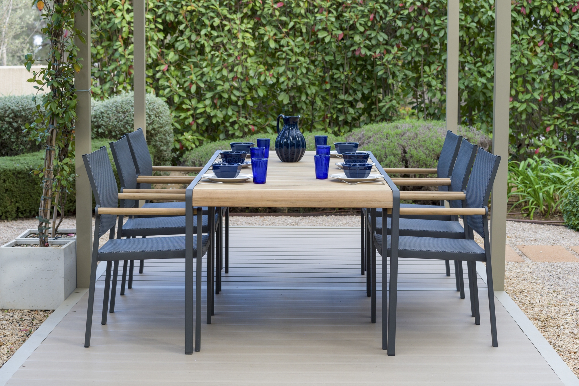 Lifestyle Garden Gartengruppe Amber mit Tisch 220 cm und 6 Stapelst�hlen - Teak/Aluminium