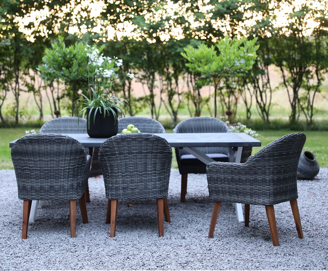 Oxford-Speisegruppe im Freien; grau/weißer Tisch 220 cm inkl. 6 Valetta-Sessel graues Kunstrattan Oxford-Speisegruppe im Freien; grau/weißer Tisch 220 cm inkl. 6 Valetta-Sessel graues Kunstrattan