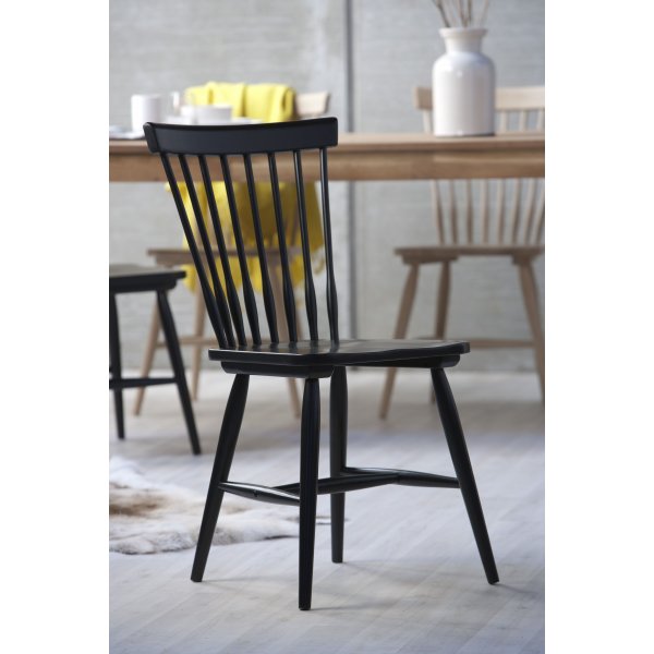 Tärnö Sprossenstuhl - Schwarz + Stuhlkissen Tärnö Sprossenstuhl - Schwarz + Stuhlkissen