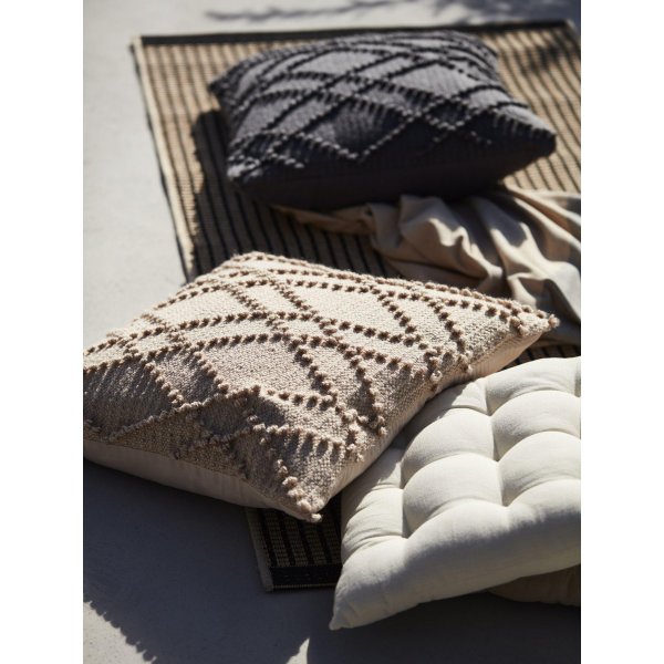 Alma Kissenbezug 50 x 50 cm - Beige