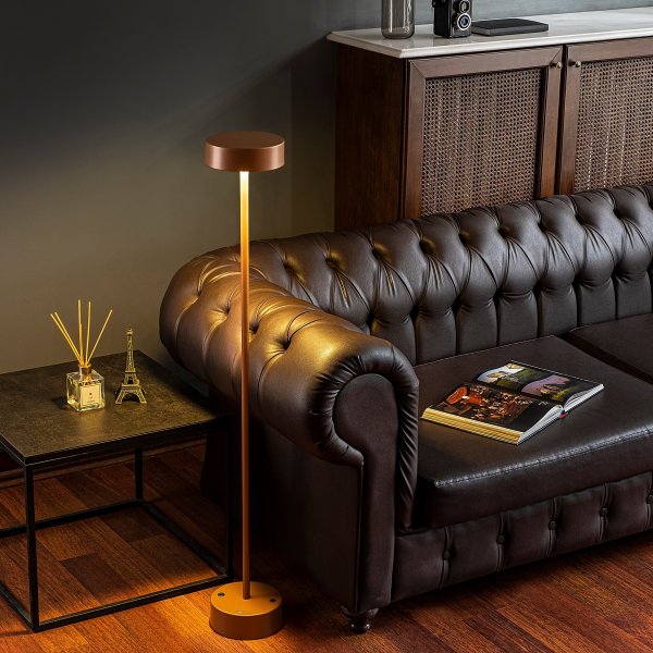 Kay Stehlampe - Kupfer Kay Stehlampe - Kupfer