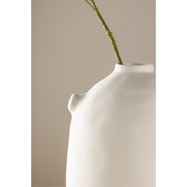 Madi Vase - Offwhite Madi Vase - Offwhite