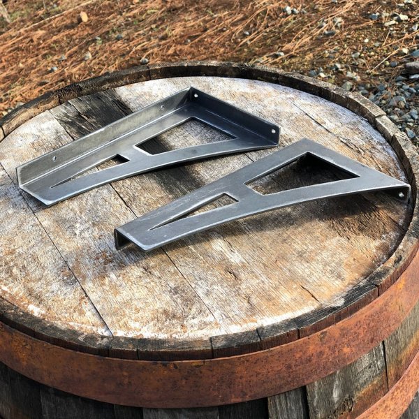 Lamba Wandregal 19 - Nussbaum