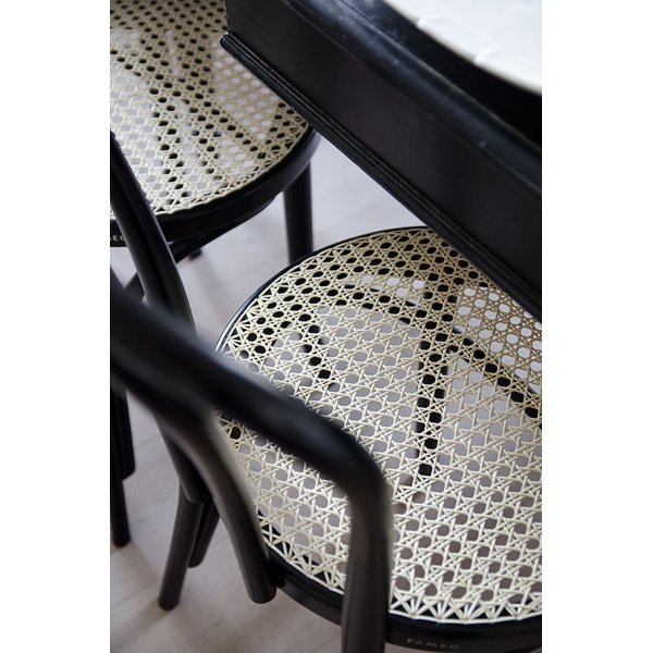 PiPi Essgruppe, runder Esstisch 120 cm inkl. 4 Bugholz Stuhl No18 - Schwarz gebeiztes Holz