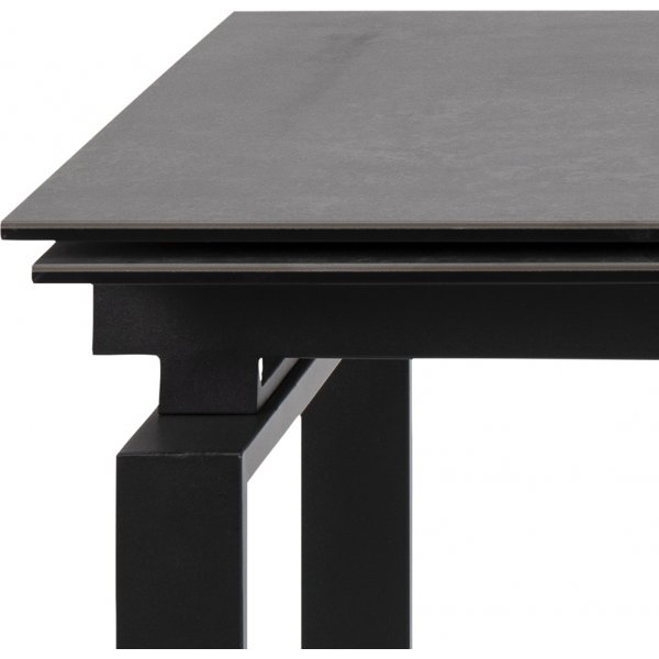 Huddersfield Esstisch 160-240 cm - Schwarz Huddersfield Esstisch 160-240 cm - Schwarz