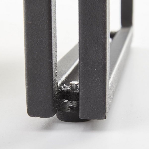 Dorine Bücherregal - Eiche/Schwarz Dorine Bücherregal - Eiche/Schwarz