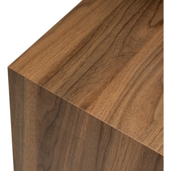 Cubo Beistelltisch 45 x 45 cm - Walnuss Cubo Beistelltisch 45 x 45 cm - Walnuss