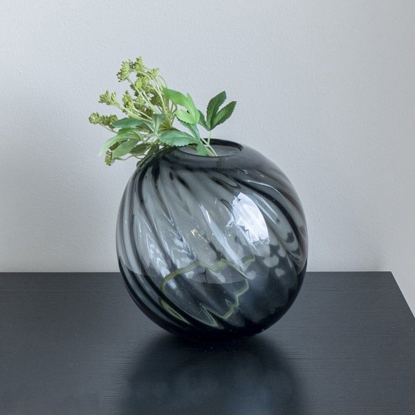 House Nordic Vase 17 - Grau