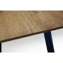 Langer Esstisch Freddy fr 10 Personen aus gelter Eiche mit schwarzen Metallbeinen - 240 x 90 cm