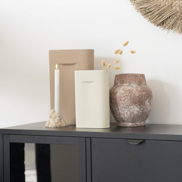 House Nordic Vase 20 - Braun House Nordic Vase 20 - Braun