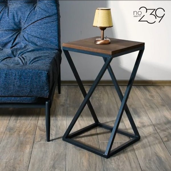 Ajax Beistelltisch 35 x 35 cm - Braun/Schwarz