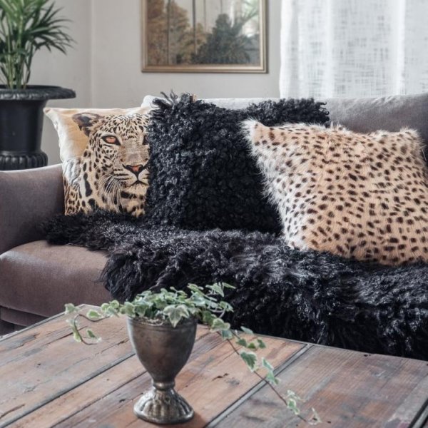 Ebenholz-Schaffell Schwarz - 60 x 85 cm Ebenholz-Schaffell Schwarz - 60 x 85 cm