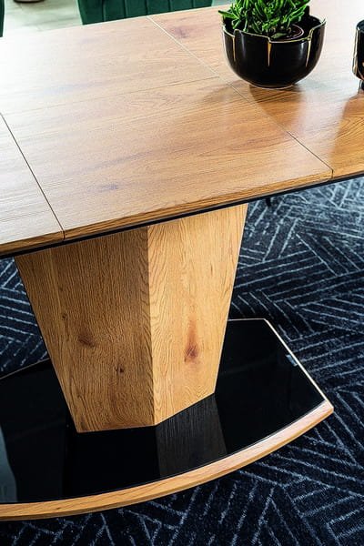 Houston Esstisch 120-160 cm - Eiche/schwarz Houston Esstisch 120-160 cm - Eiche/schwarz