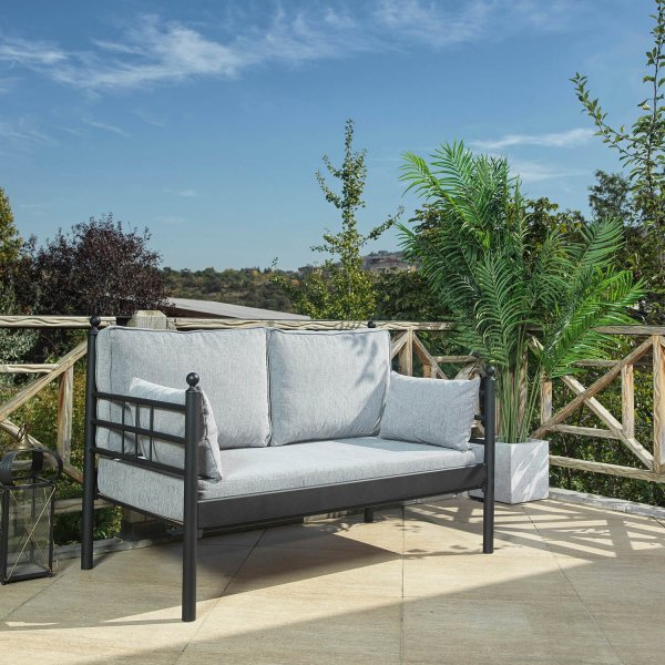 Manyas 2-Sitzer Outdoor-Sofa - Schwarz/Rauch + Textilreinigung für Möbel Manyas 2-Sitzer Outdoor-Sofa - Schwarz/Rauch + Textilreinigung für Möbel