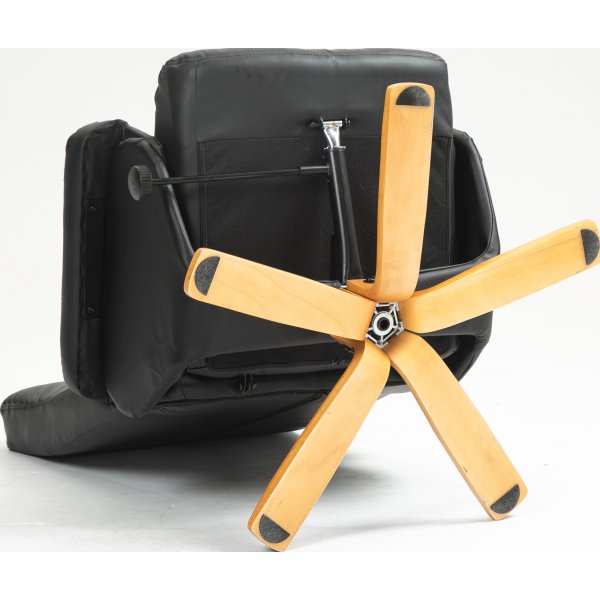 Duva Liegesessel mit Fuhocker aus schwarzem PU mit braunen Beinen