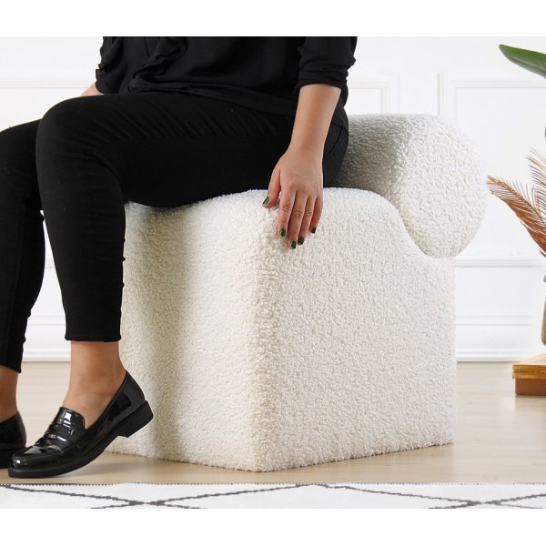 Monlik Pouf - Weißes Kunstfell Monlik Pouf - Weißes Kunstfell