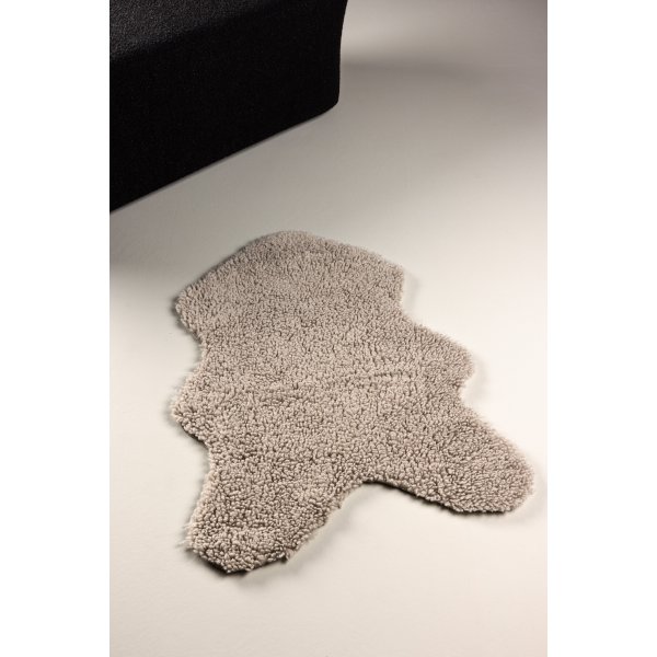 Plaid Katy 60x90 cm - Hellgraues Schaffellimitat Plaid Katy 60x90 cm - Hellgraues Schaffellimitat