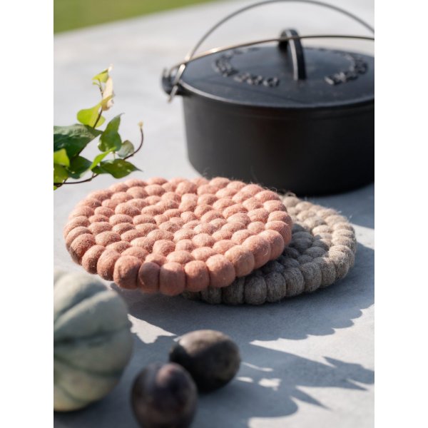 Nisha Topfmatte Ø20 cm - Koralle Nisha Topfmatte Ø20 cm - Koralle