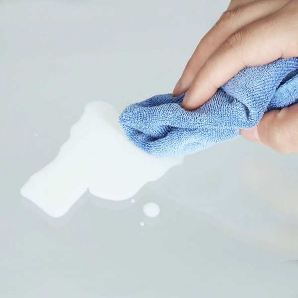 Katarina Beistelltisch Ø50 cm - Gold Katarina Beistelltisch Ø50 cm - Gold